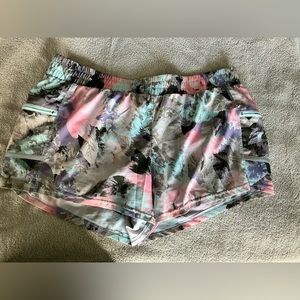 Fabletics Maggie Shorts